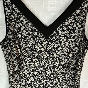 Chaps Large Black and White Dress- stretchy